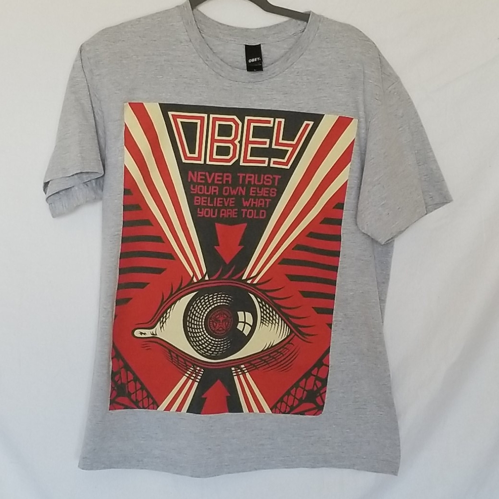 Obey T shirt